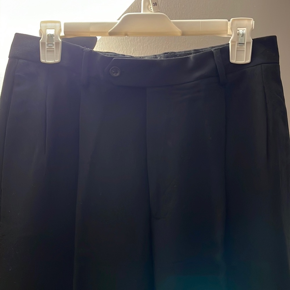 Banana Republic men’s wool crepe pleated slacks